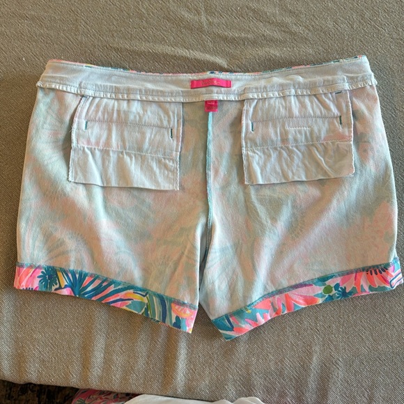 Lilly Pulitzer 5” Callahan shorts size 16 Tropical Punch - Picture 7 of 10